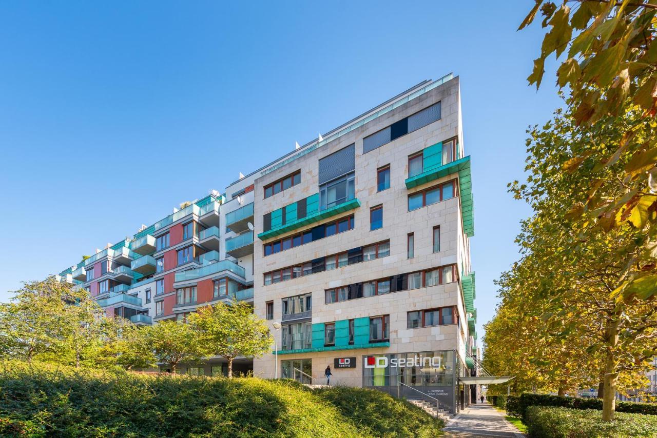 Luxury Apartment River Diamond Residence Prague Exterior photo